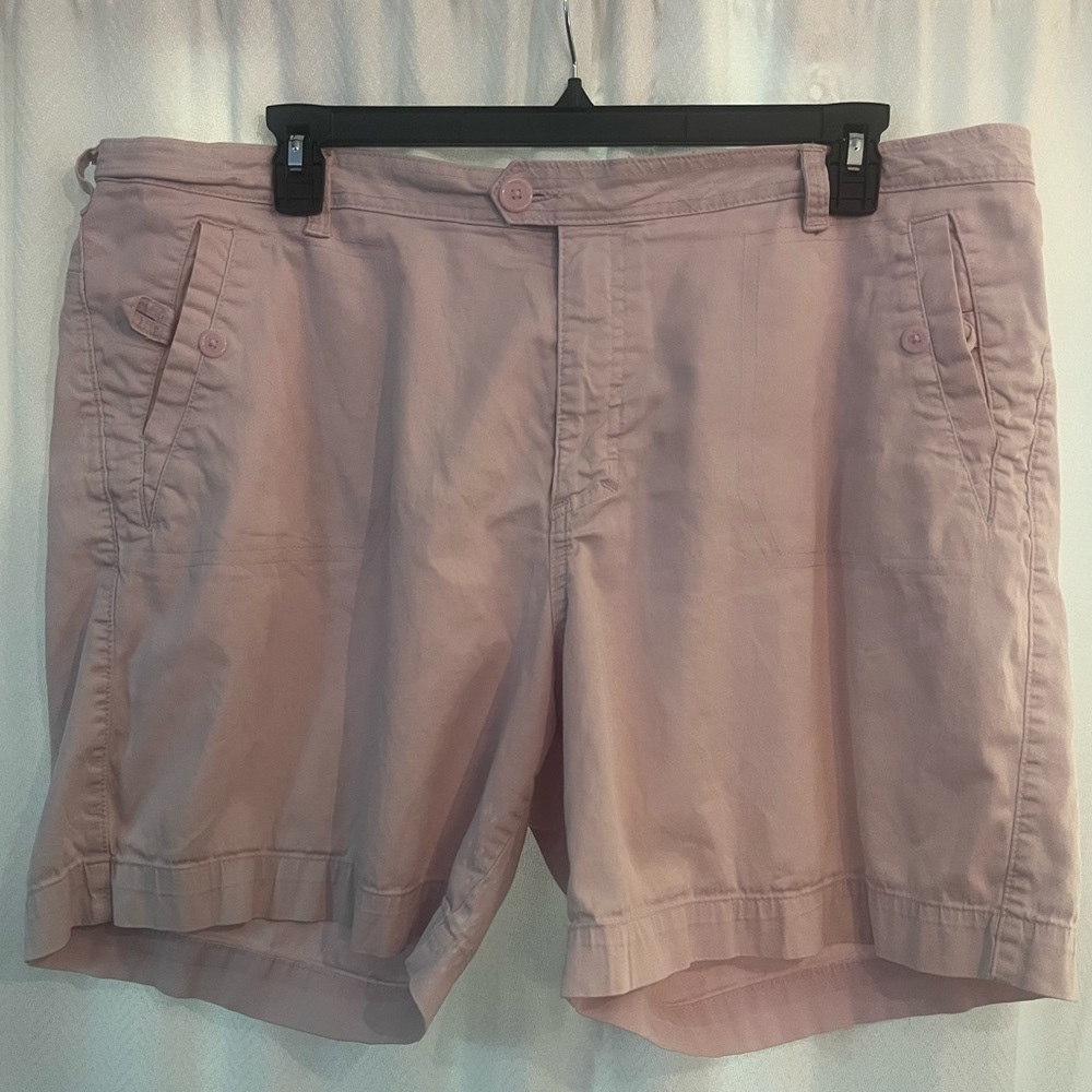 Lee Women's Light Pink Shorts